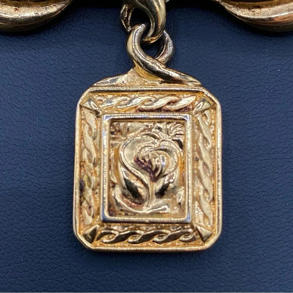 Liz Claiborne LCi Vintage Dangly Gold Tone Rose Brooch - Picture 6 of 8